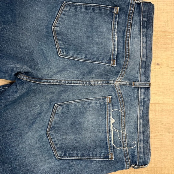 J Brand Jeans
Georgia Mid-Rise Slim Boyfriend Jeans, Keeper US 29 - Picture 8 of 8